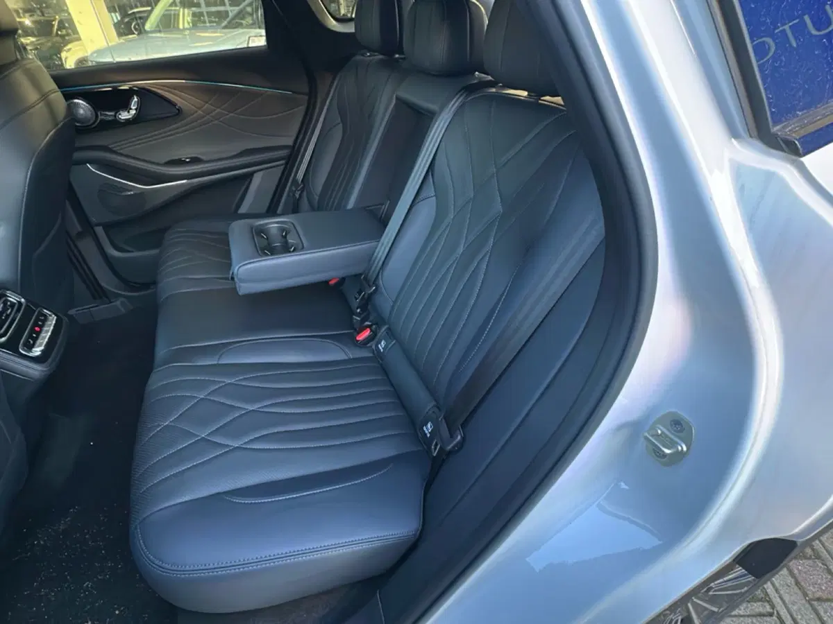 Omoda Omoda 9 SHS-P nuova a Vercelli (16)