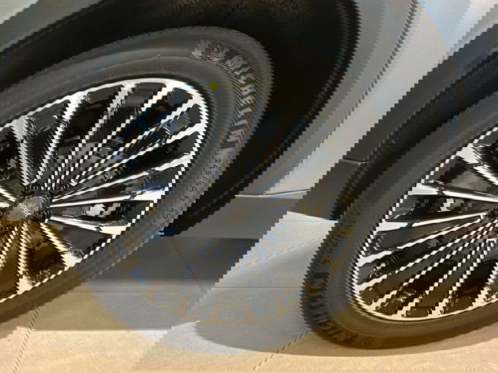 Omoda Omoda 9 SHS-P nuova a Vercelli (9)