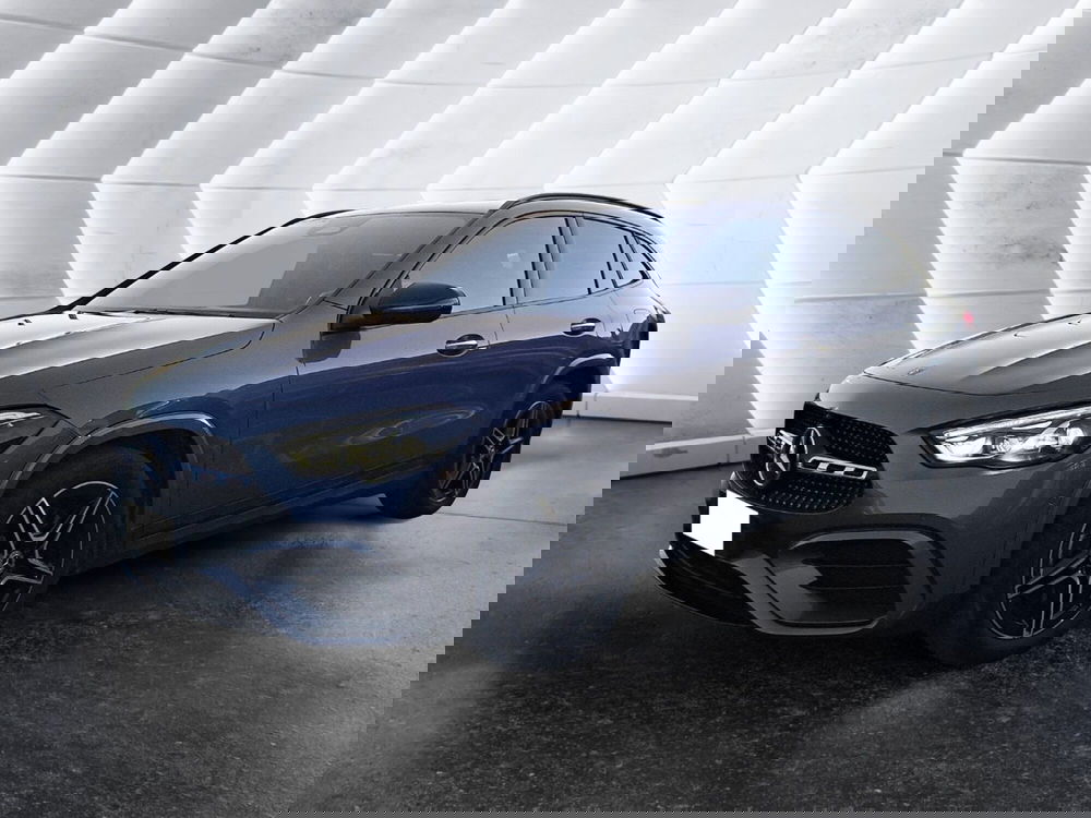 Mercedes-Benz GLA SUV usata a Salerno