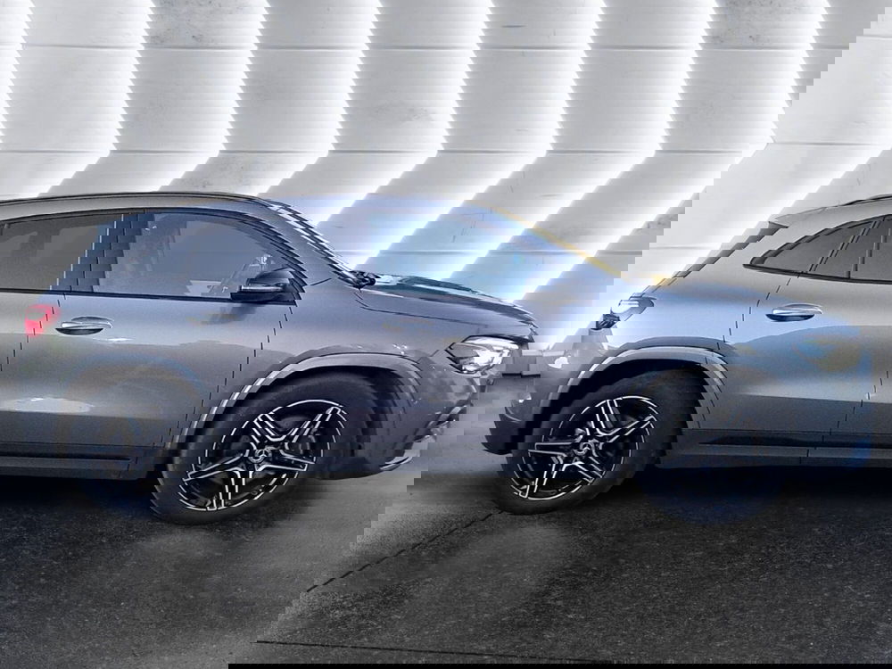 Mercedes-Benz GLA SUV usata a Salerno (6)