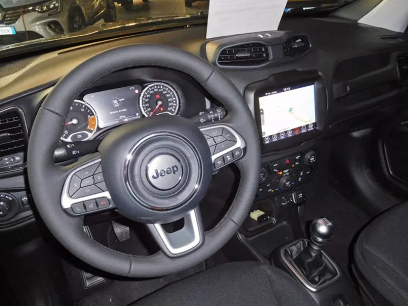 Jeep Renegade nuova a Rimini (5)