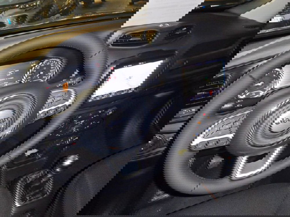 Jeep Renegade nuova a Rimini (5)