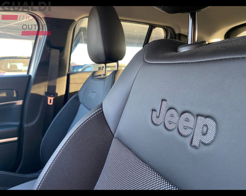 Jeep Avenger usata a Modena (15)