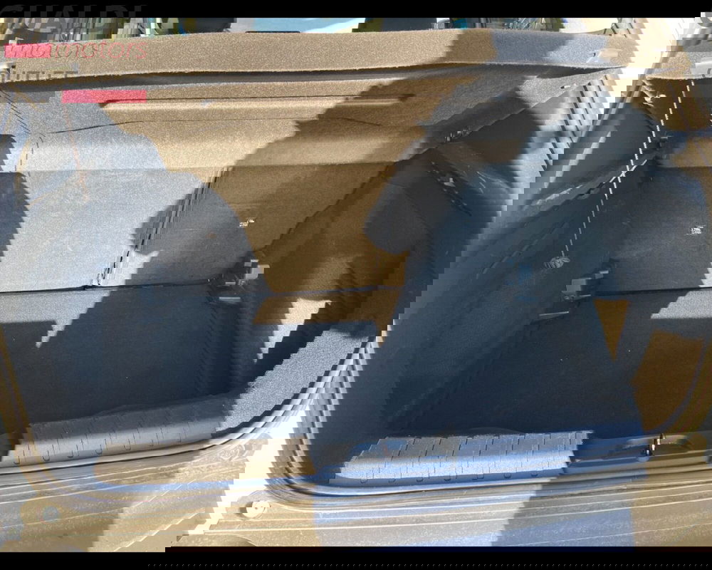 Jeep Avenger usata a Modena (20)