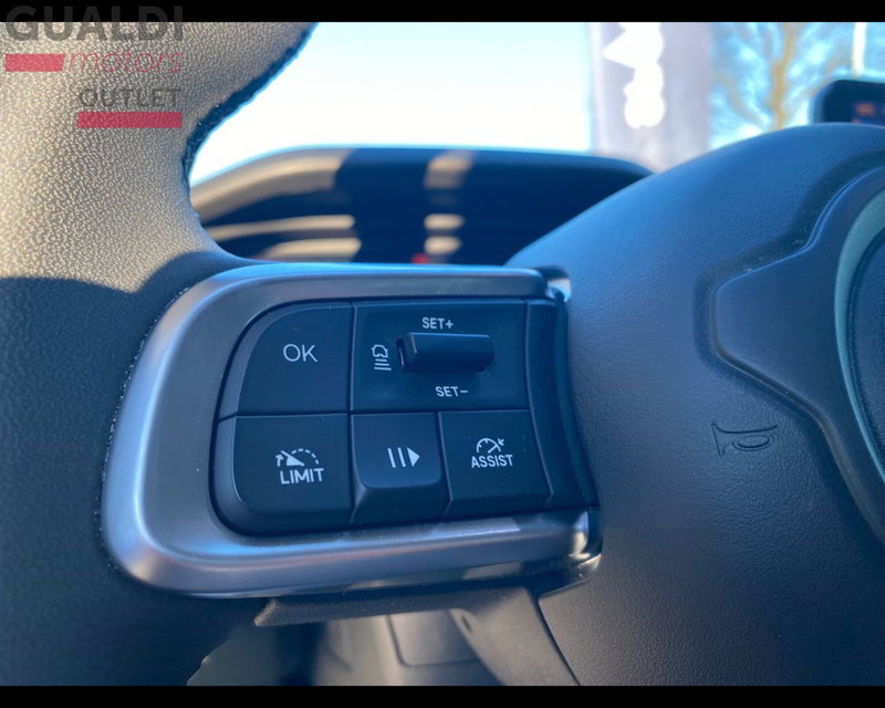 Jeep Avenger usata a Modena (7)