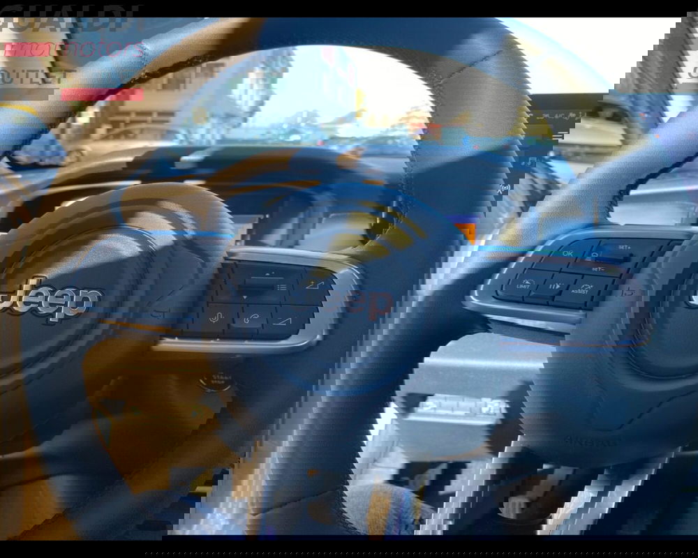 Jeep Avenger usata a Modena (8)