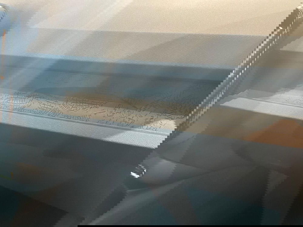 Volvo XC40 nuova a Prato (13)