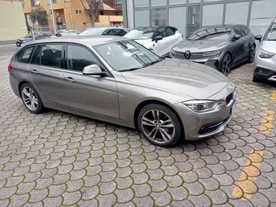 BMW Serie 3 Touring 318d  Sport del 2017 usata a Firenze