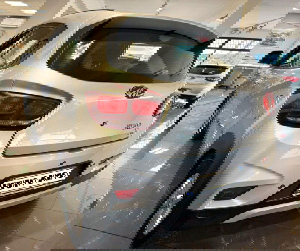 Mahindra KUV100 usata a Firenze (4)