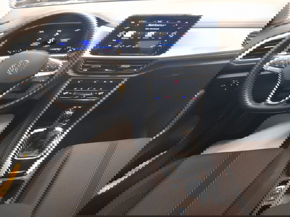 Volkswagen T-Roc usata a Bologna (17)