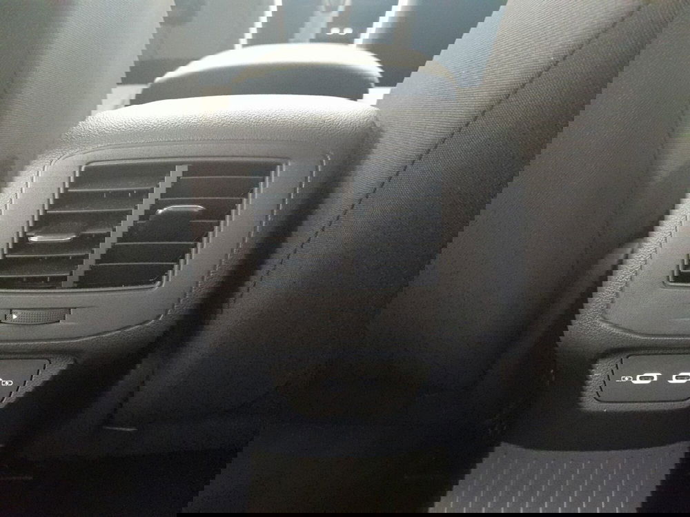 Volkswagen T-Roc usata a Bologna (16)