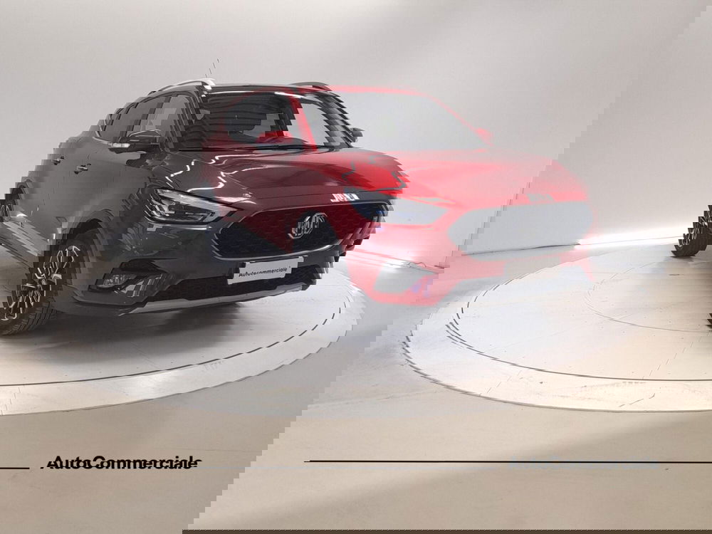 Mg ZS (2021-->) usata a Bologna