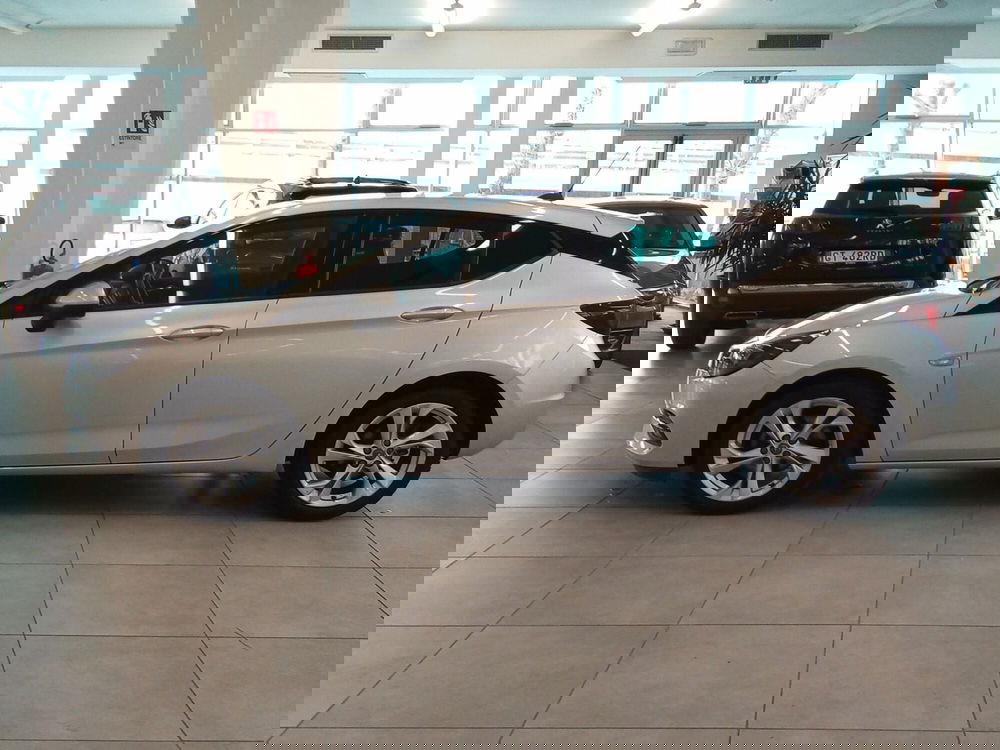 Opel Astra usata a Rimini (9)