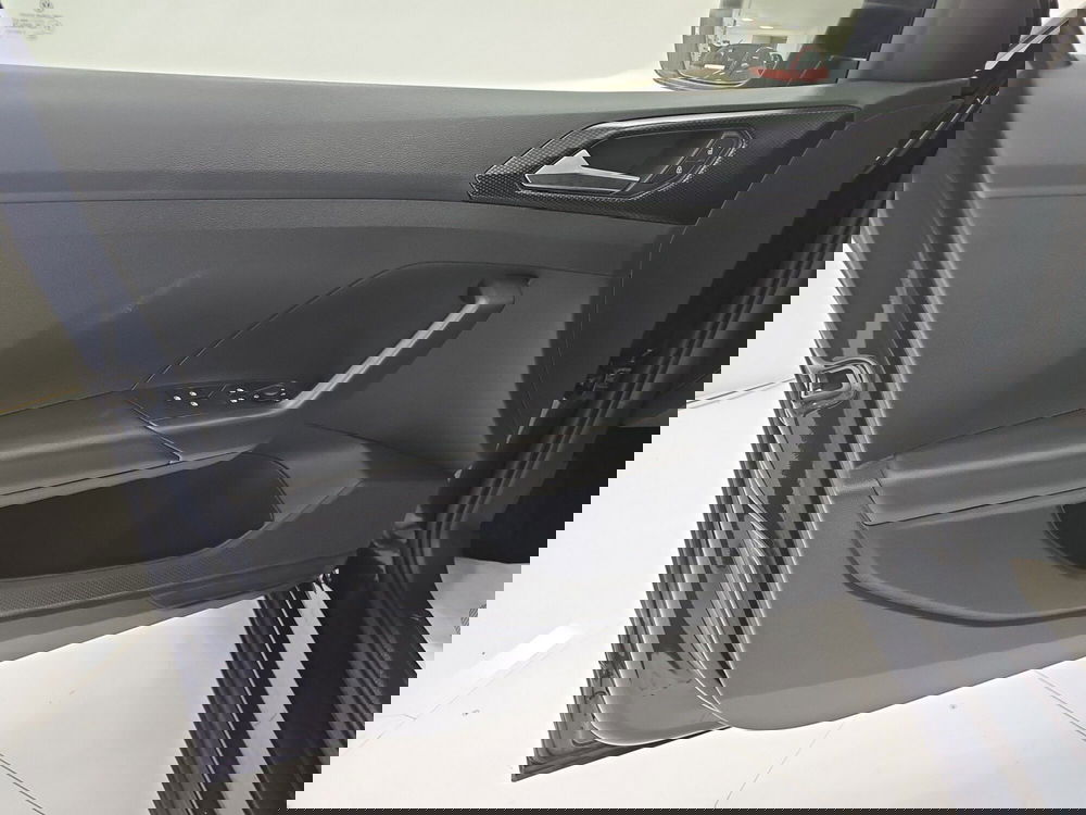 Volkswagen T-Cross usata a Catanzaro (13)