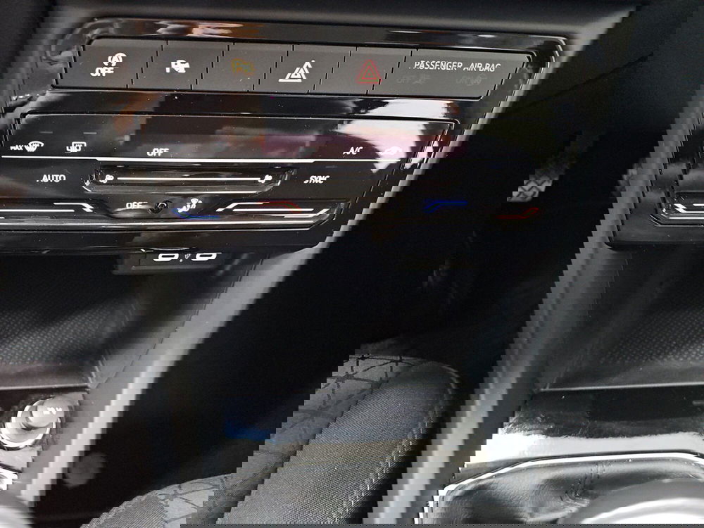 Volkswagen T-Cross usata a Catanzaro (19)