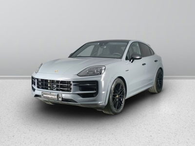 Porsche Cayenne Coup&eacute; 3.0 e-hybrid S 5p.ti tiptronic del 2023 usata a Mosciano Sant'Angelo