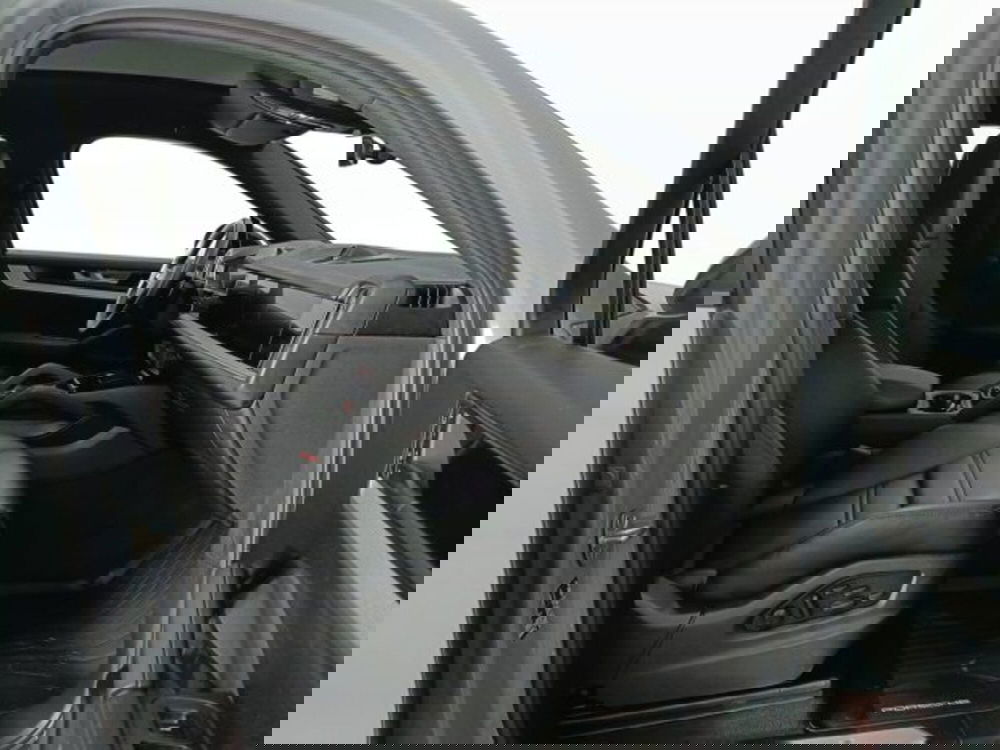 Porsche Cayenne Coupé usata a Teramo (11)