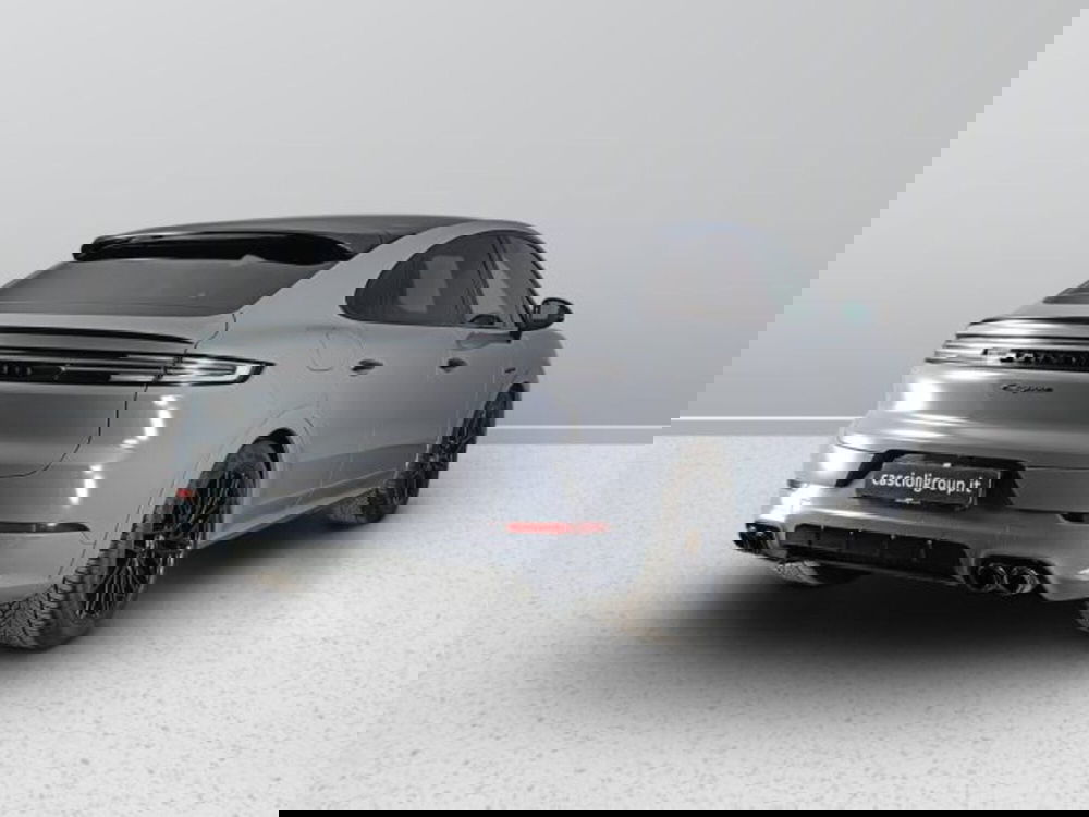 Porsche Cayenne Coupé usata a Teramo (4)