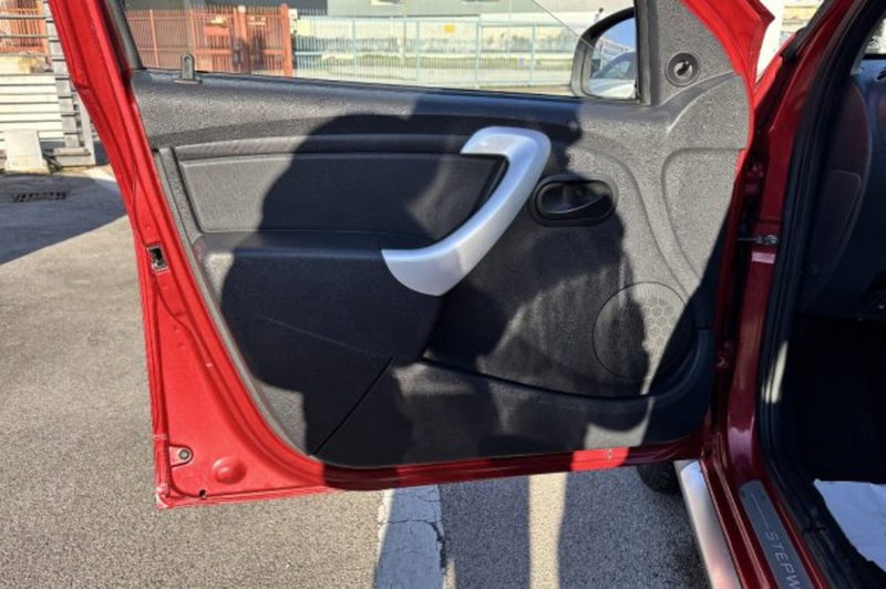 Dacia Sandero usata a Latina (12)