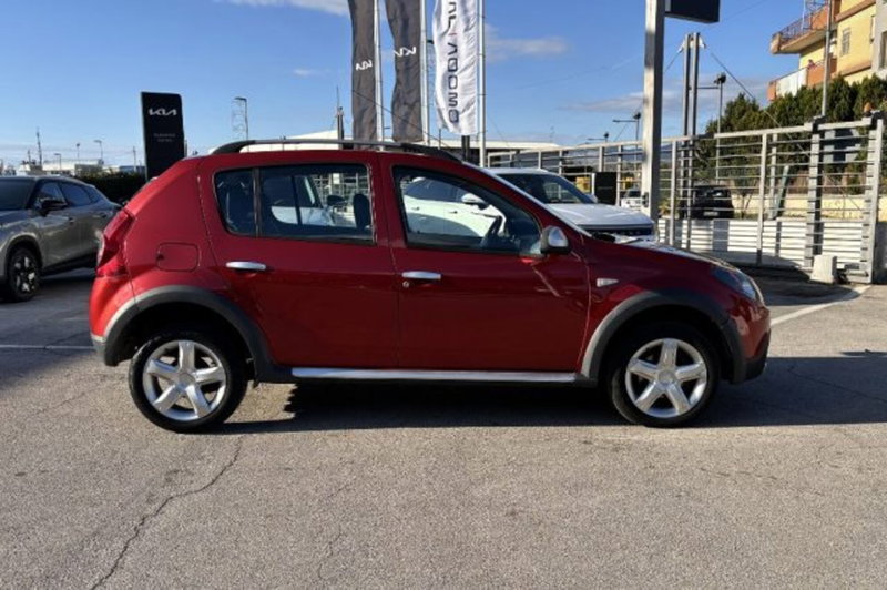 Dacia Sandero usata a Latina (4)