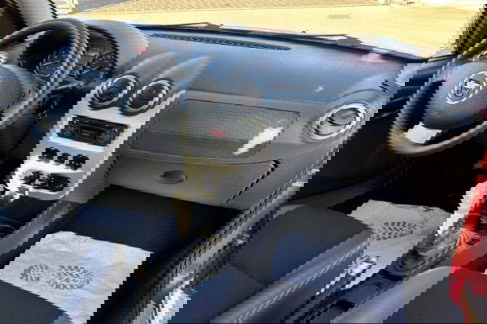 Dacia Sandero usata a Latina (9)