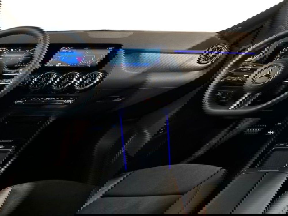 Mercedes-Benz GLA SUV nuova a Bologna (13)