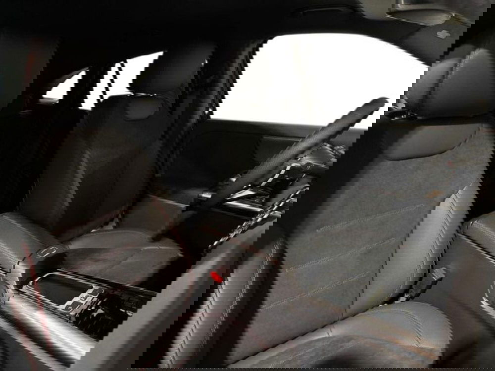 Mercedes-Benz GLA SUV nuova a Bologna (16)