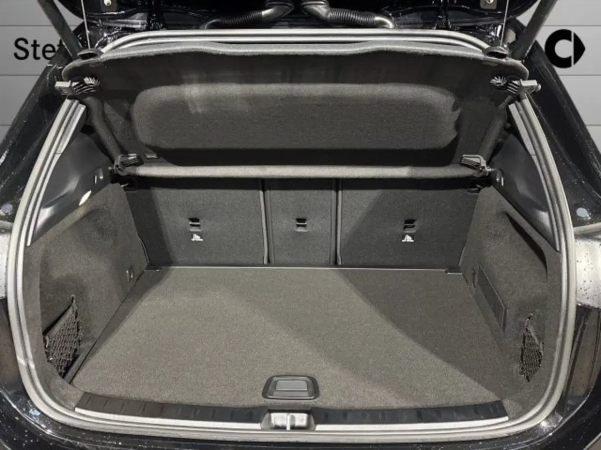 Mercedes-Benz GLA SUV nuova a Bologna (7)
