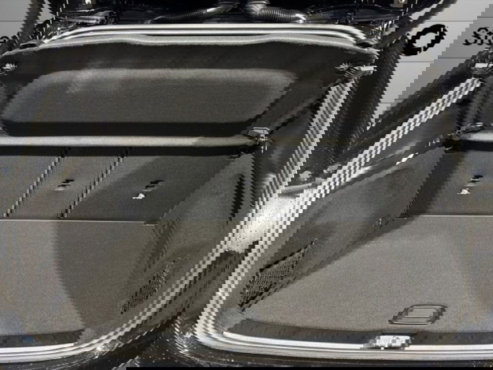 Mercedes-Benz GLA SUV nuova a Bologna (7)