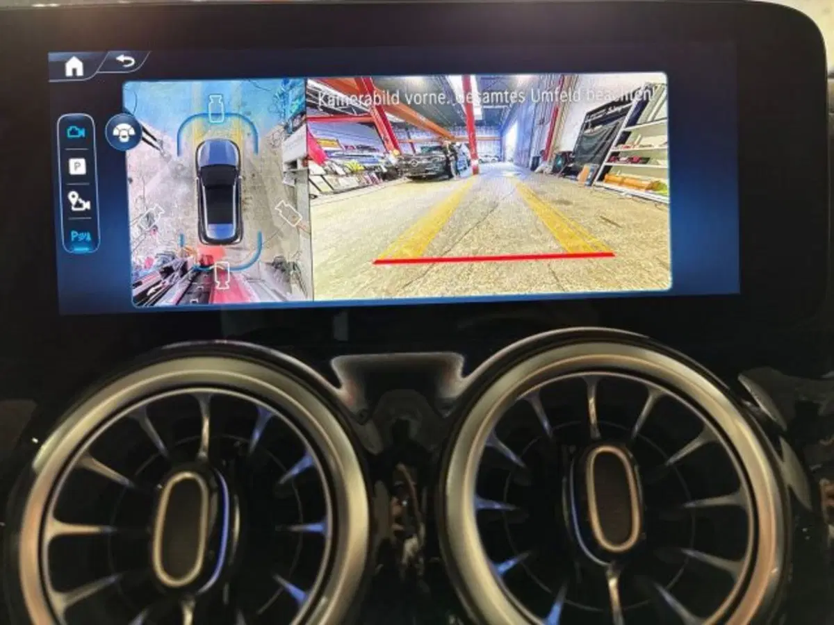 Mercedes-Benz GLA SUV nuova a Bologna (12)