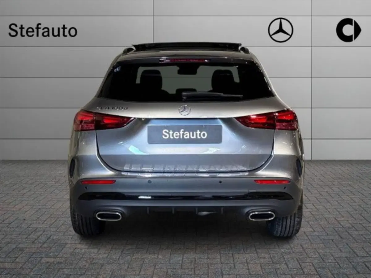 Mercedes-Benz GLA SUV nuova a Bologna (6)