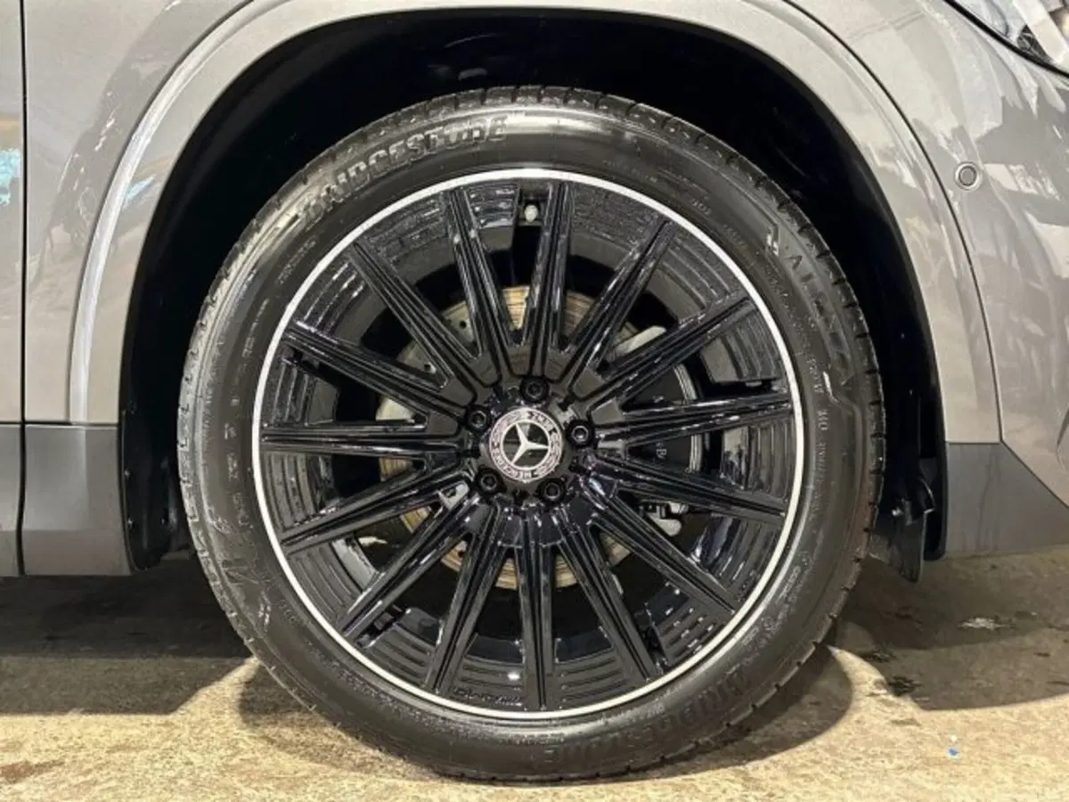 Mercedes-Benz GLA SUV nuova a Bologna (8)