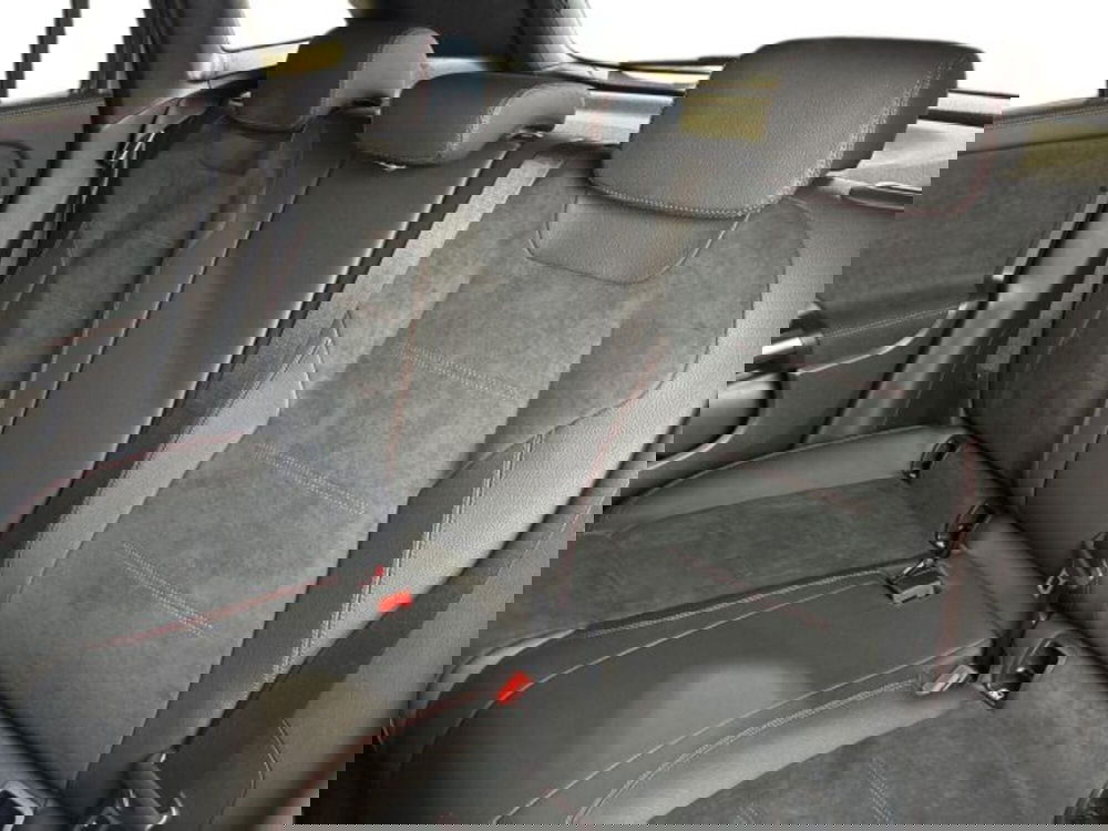 Mercedes-Benz GLA SUV nuova a Bologna (9)