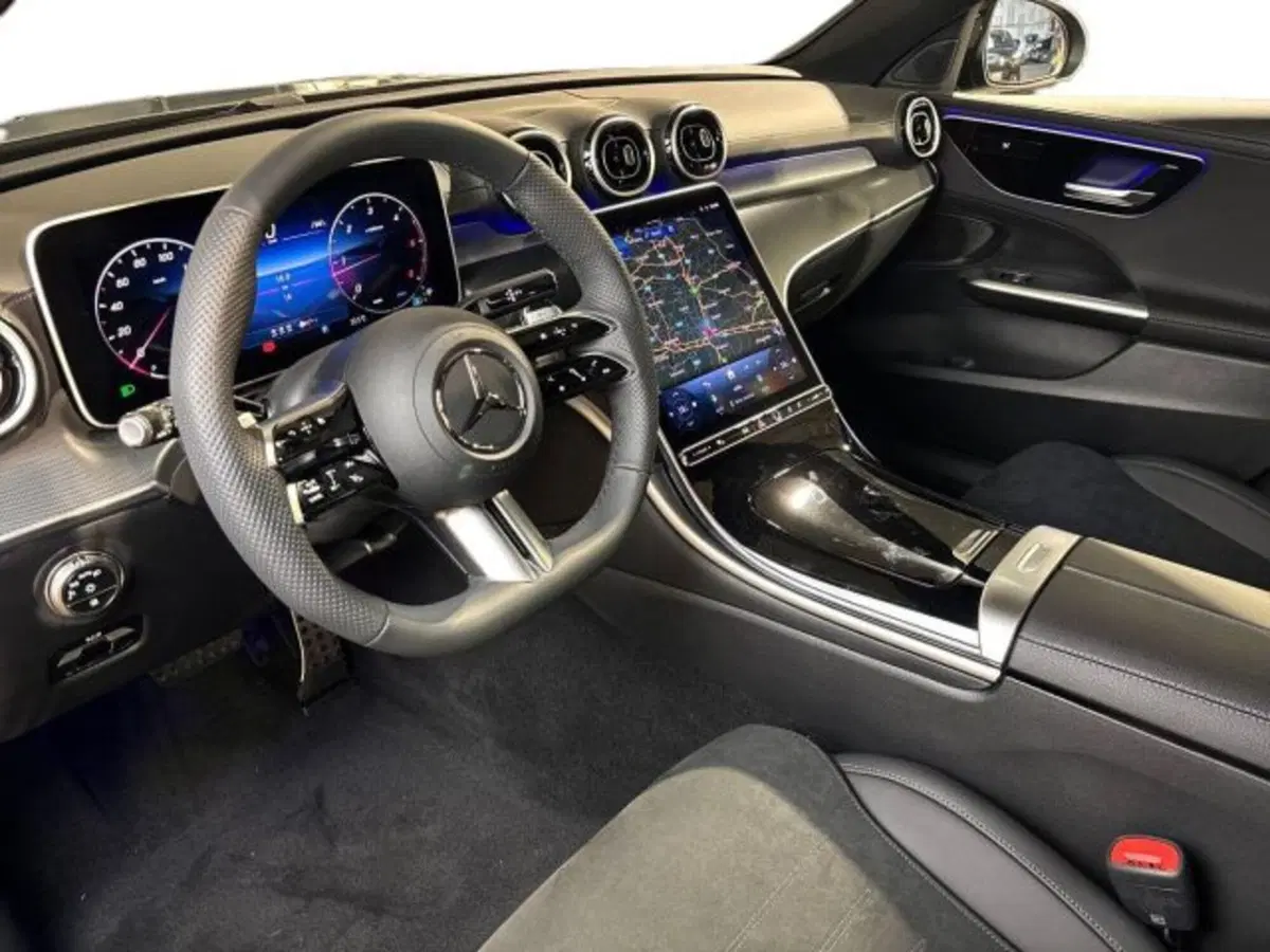 Mercedes-Benz Classe C nuova a Bologna (11)