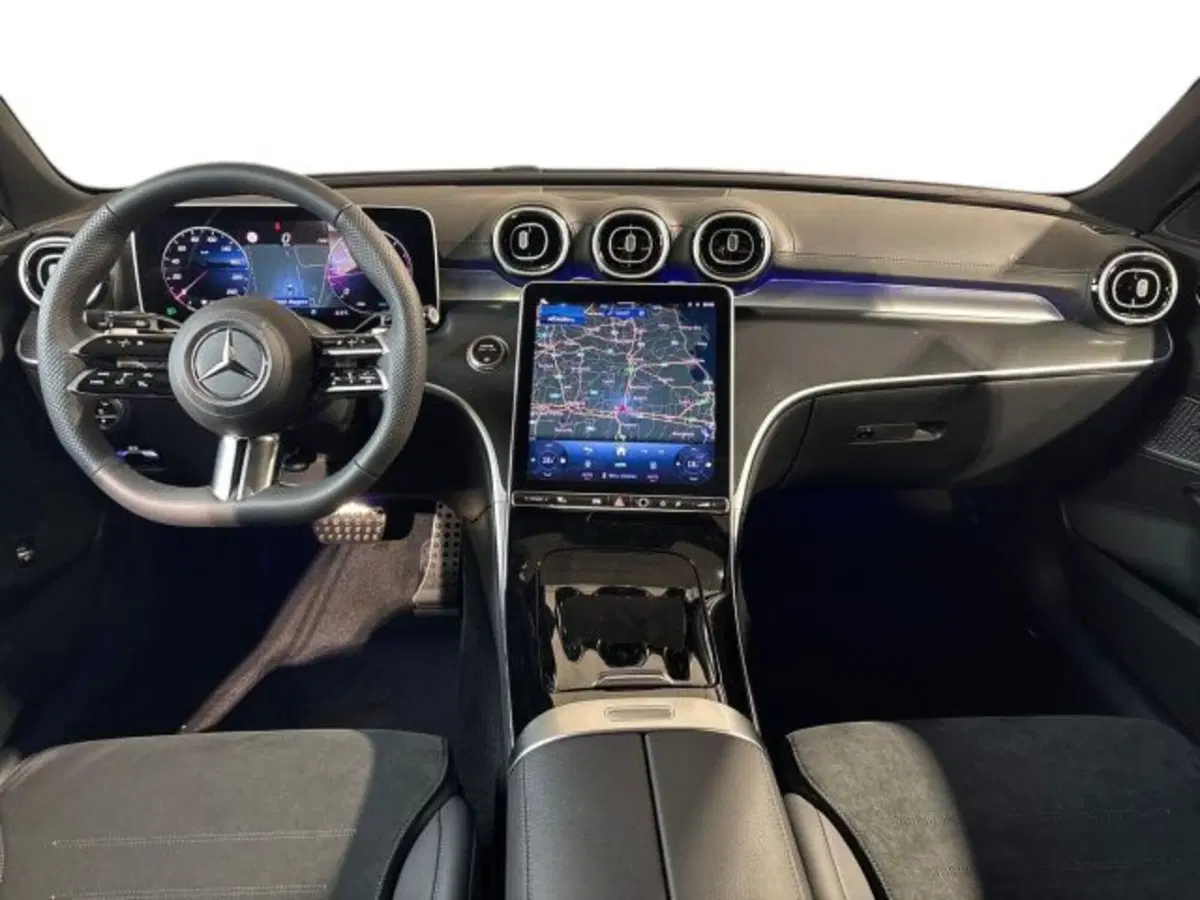 Mercedes-Benz Classe C nuova a Bologna (13)