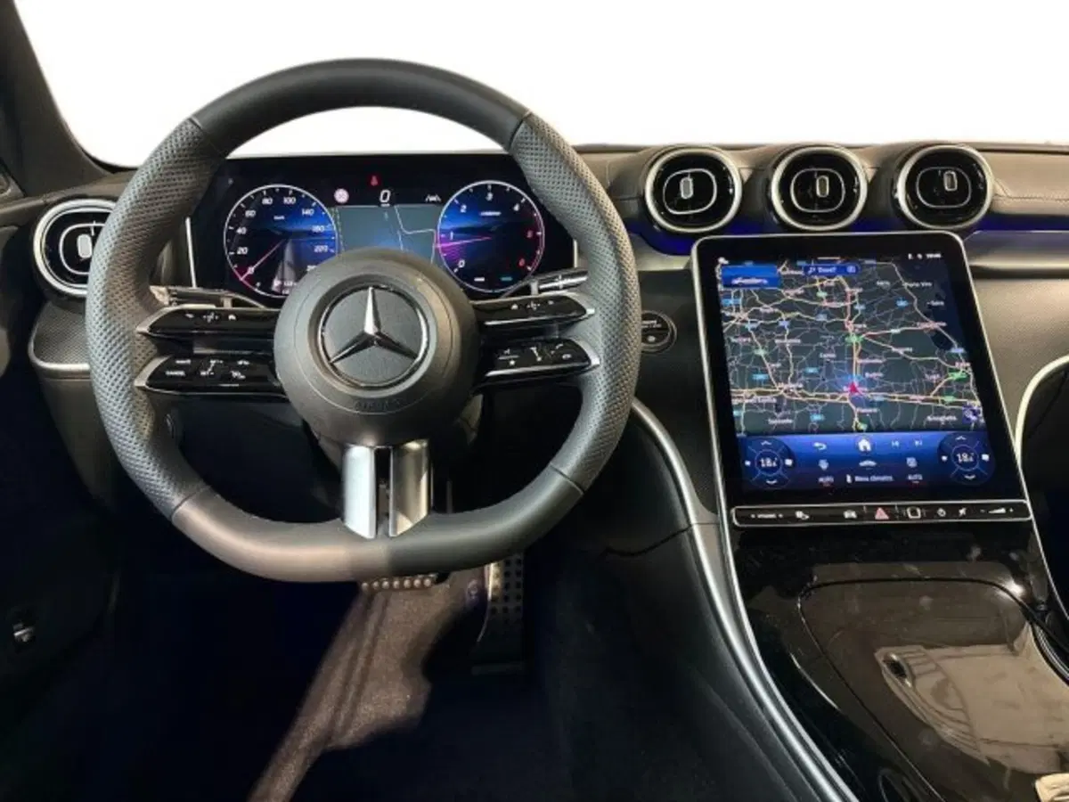 Mercedes-Benz Classe C nuova a Bologna (14)