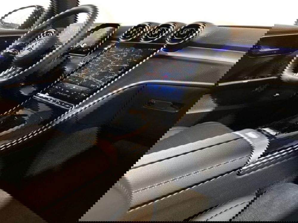 Mercedes-Benz Classe C nuova a Bologna (15)