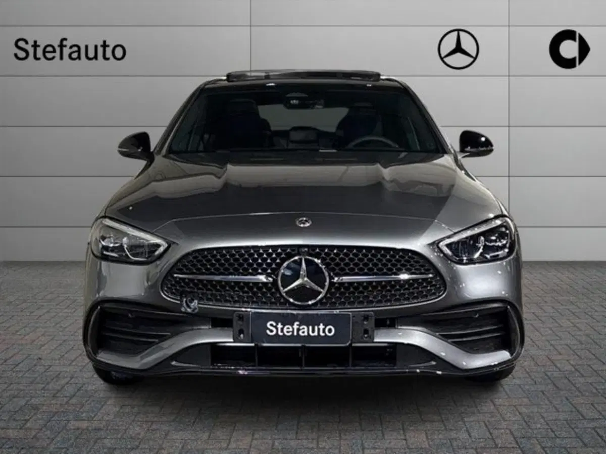 Mercedes-Benz Classe C nuova a Bologna (4)