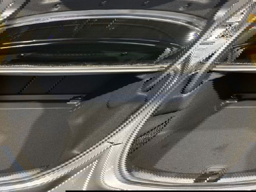 Mercedes-Benz Classe C nuova a Bologna (7)