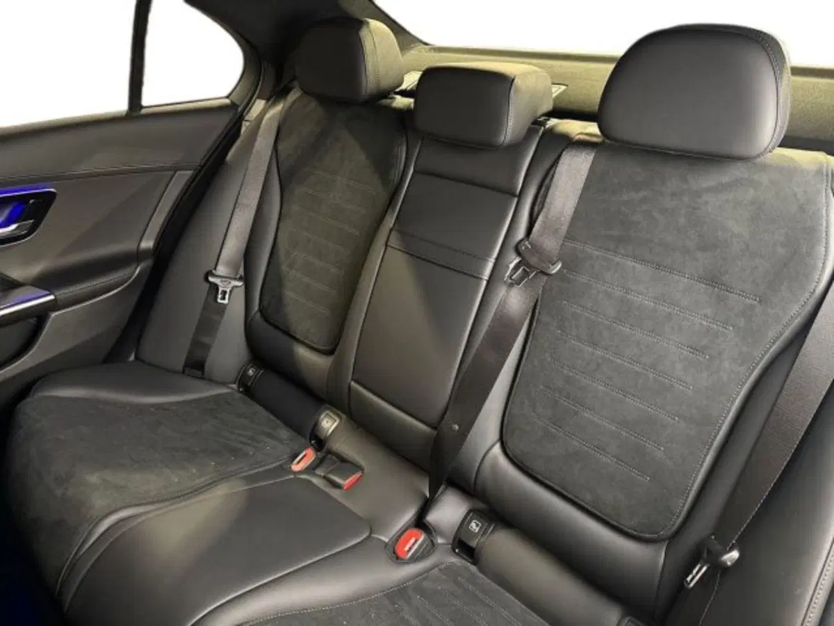 Mercedes-Benz Classe C nuova a Bologna (9)