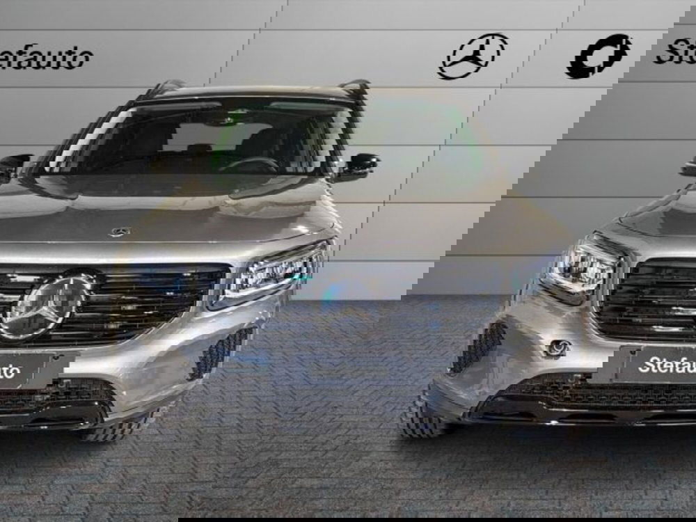 Mercedes-Benz GLB nuova a Bologna (4)