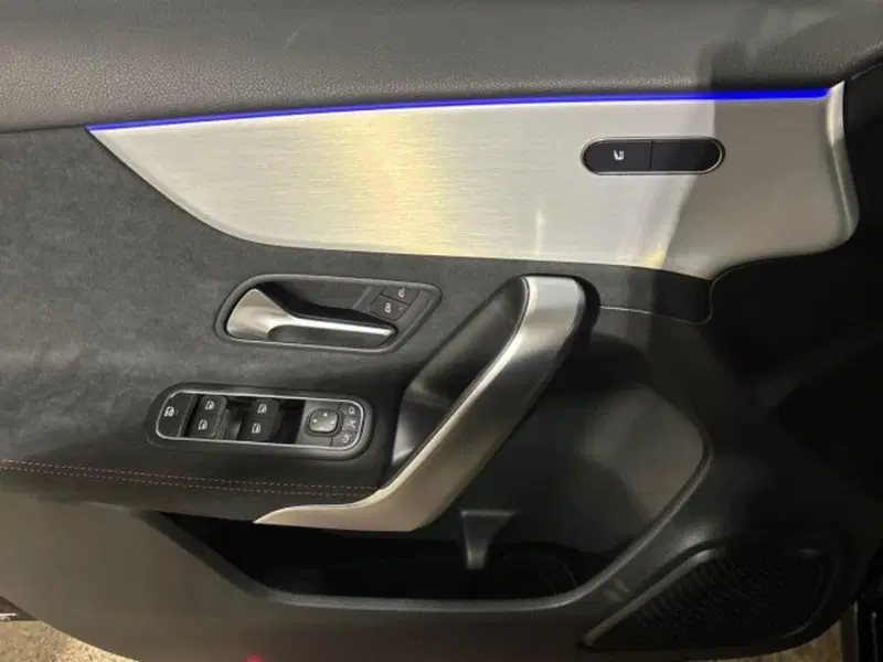 Mercedes-Benz Classe A nuova a Bologna (10)