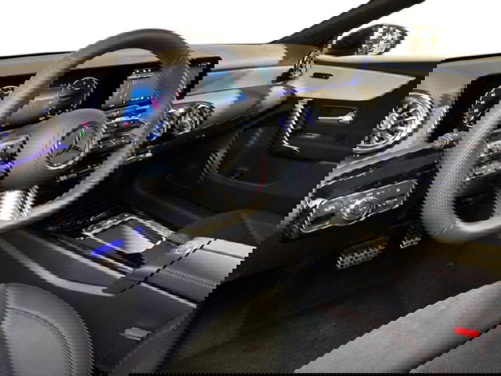 Mercedes-Benz Classe A nuova a Bologna (11)