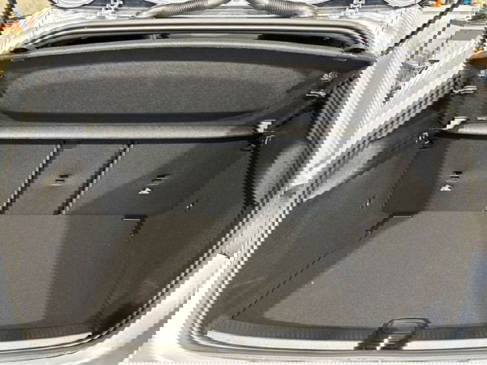 Mercedes-Benz Classe A nuova a Bologna (7)