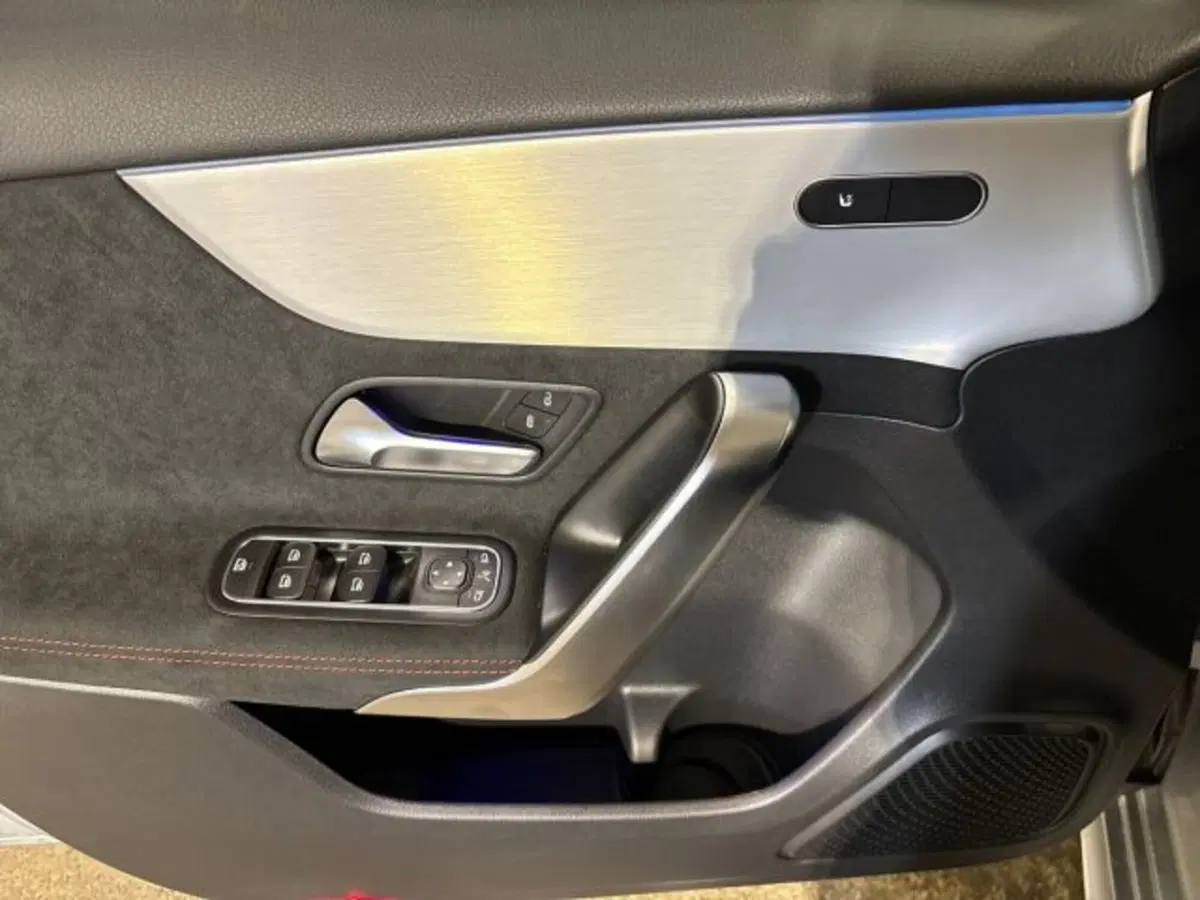 Mercedes-Benz Classe A nuova a Bologna (10)