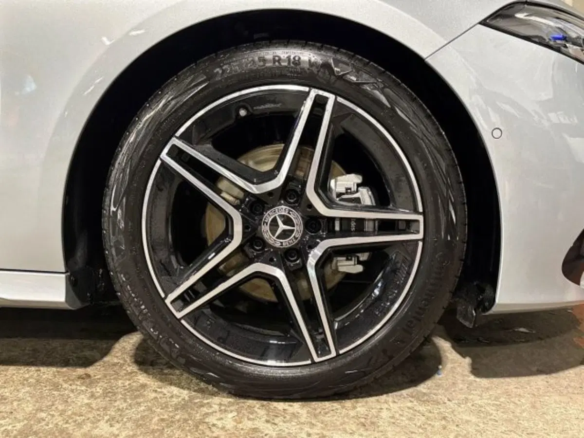 Mercedes-Benz Classe A nuova a Bologna (8)