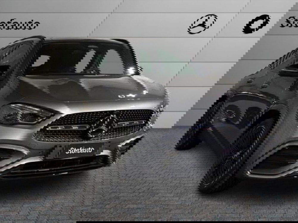 Mercedes-Benz GLA SUV nuova a Bologna
