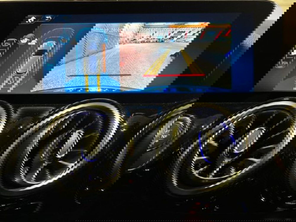 Mercedes-Benz GLA SUV nuova a Bologna (12)