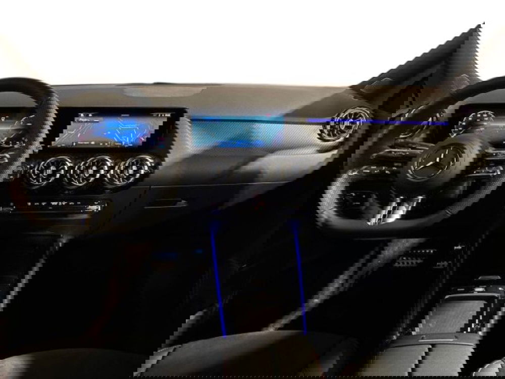 Mercedes-Benz GLA SUV nuova a Bologna (13)