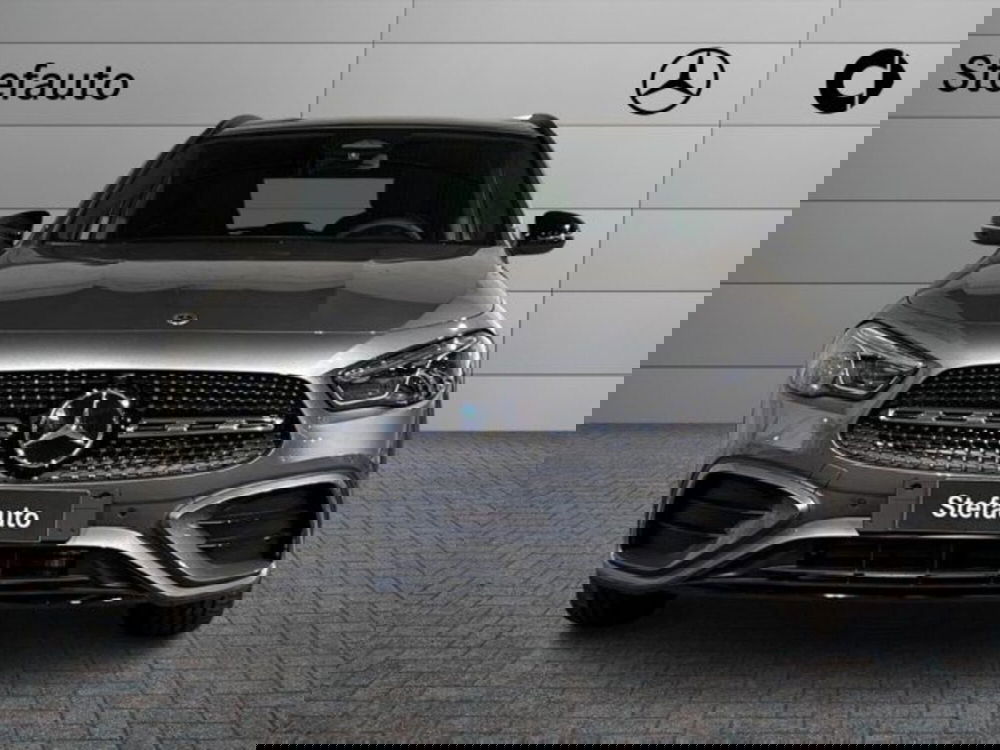 Mercedes-Benz GLA SUV nuova a Bologna (4)